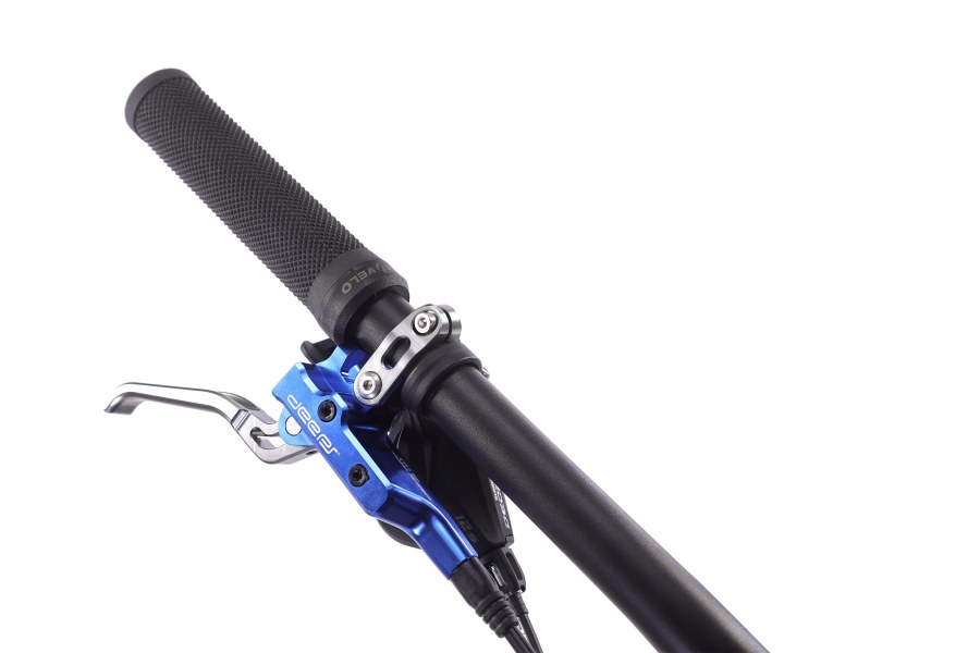 Велосипед YUEH Y005 / Y006 (Y005 M Серебристый) 790003447 Велосипед YUEH Y005 / Y006 (Y005 M Серебристый) 774132196